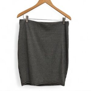 Houndstooth Pencil Skirt